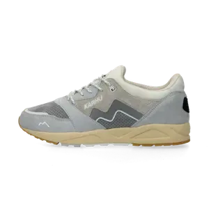 Karhu Aria 95 (lunar rock / foggy dew)