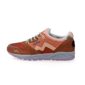 Karhu Aria 95 (brown sugar/ almost apricot)