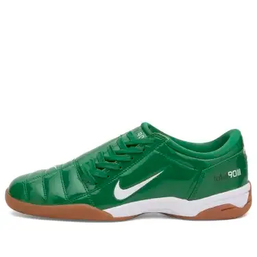 Nike T90 Patent W Sneaker