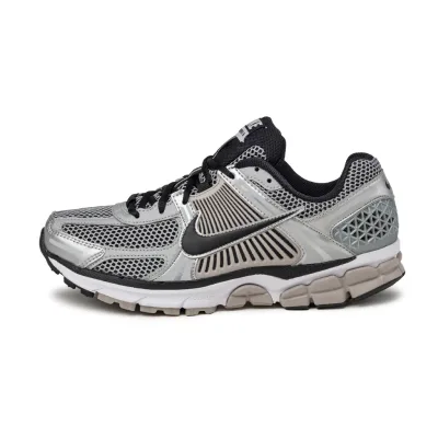 Nike Zoom Vomero 5